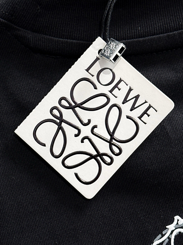 ブランドTシャツ角部分ディテール